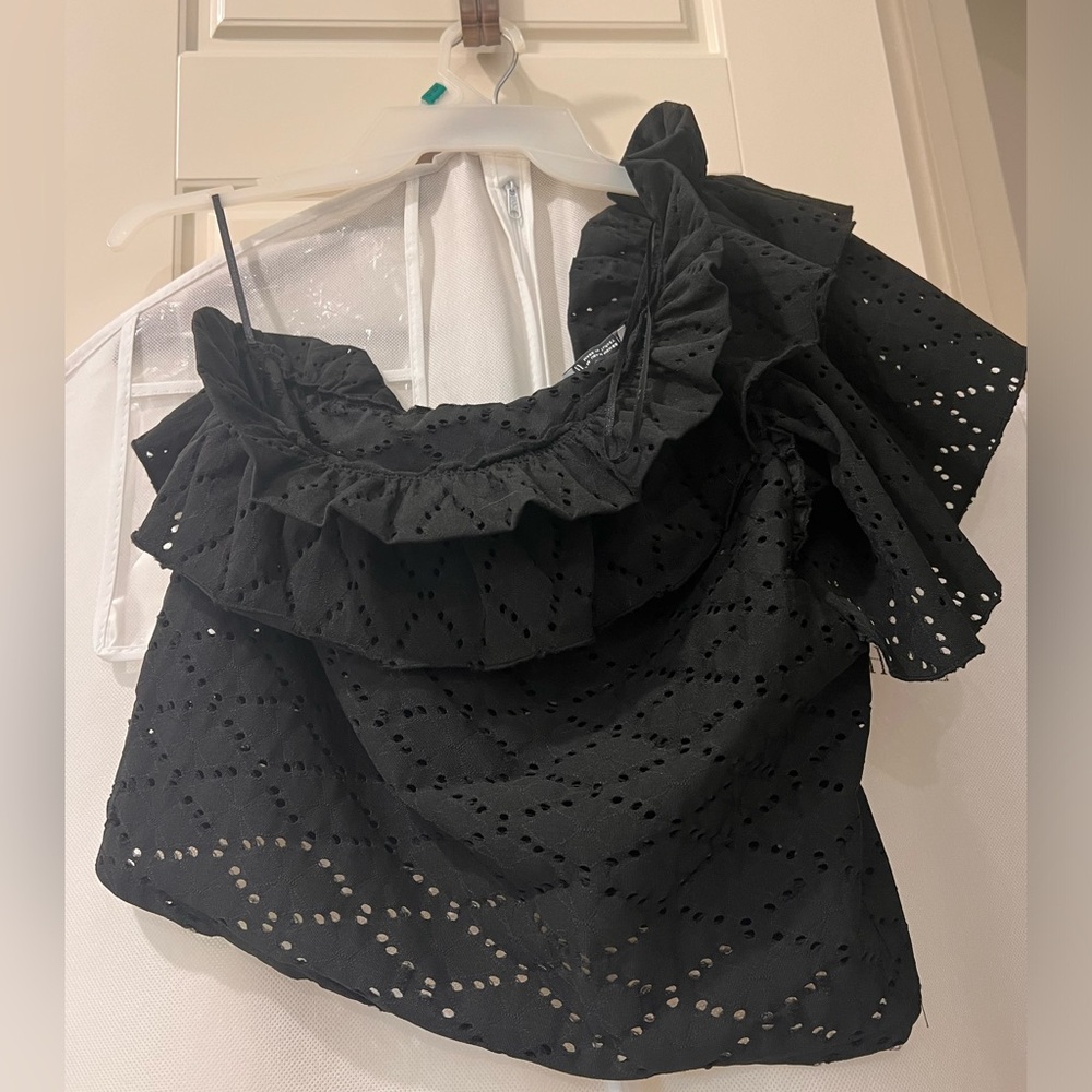 Zara size M ruffle asymmetrical top